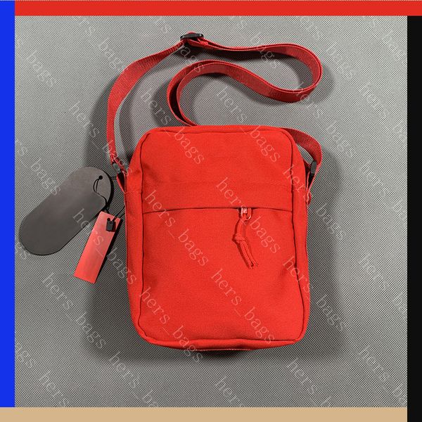 19ss men crossbody waist bag women luxurys designers bags 2020 fannypack mens bumbag belt shoulder bags 18ss embroidery with letter fashion
19ss men crossbody waist bag women luxurys designers bags 2020 fannypack mens bumbag belt shoulder bags 18ss embroidery with letter fashion