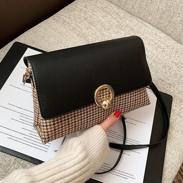 старинные кожаные женские сумки на плечо сумки из заслонки black crossbody сумка для девочки мода простой дизайнер кошелек и сумки bolsos mu
старинные кожаные женские сумки на плечо сумки из заслонки black crossbody сумка для девочки мода простой дизайнер кошелек и сумки bolsos mu