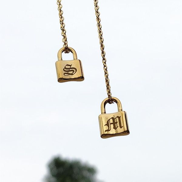26pcs/set gothic jewelry gold chain padlock necklace a-z alphabet old english letter choker initial lock pendant necklace women, Silver
26pcs/set gothic jewelry gold chain padlock necklace a-z alphabet old english letter choker initial lock pendant necklace women, Silver