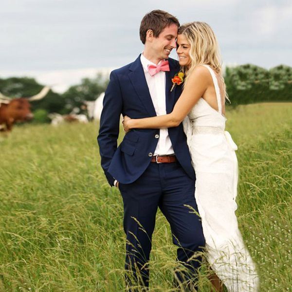 men suits navy blue notched lapel slim fit wedding suits for man bridegroom groomsmen mens jacket groom tuxedos custom made blazer man, Black;gray
men suits navy blue notched lapel slim fit wedding suits for man bridegroom groomsmen mens jacket groom tuxedos custom made blazer man, Black;gray