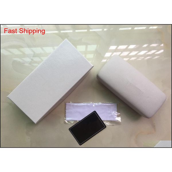 10pcs,wholesale original box cases card clean for sunglasses design classic design sun glasses case , qylpyl new_dhbest
10pcs,wholesale original box cases card clean for sunglasses design classic design sun glasses case , qylpyl new_dhbest