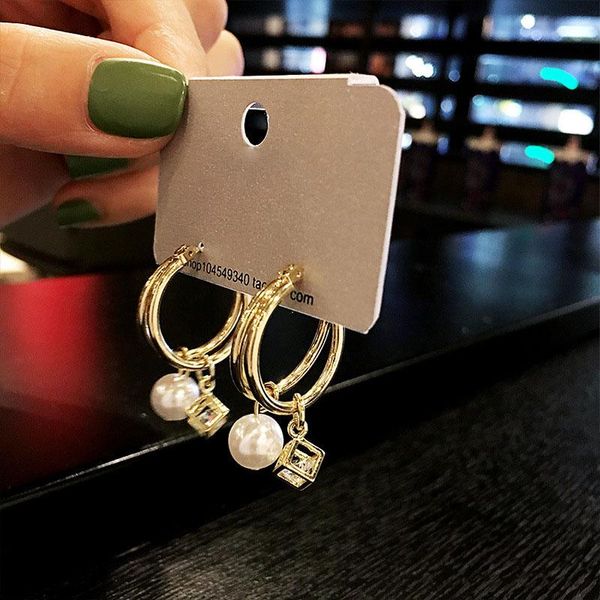 hoop & huggie fashion c shape gold earrings for women korean style trendy pearl crystal pendant circle earring ladies party jewelry gifts, Golden;silver
hoop & huggie fashion c shape gold earrings for women korean style trendy pearl crystal pendant circle earring ladies party jewelry gifts, Golden;silver