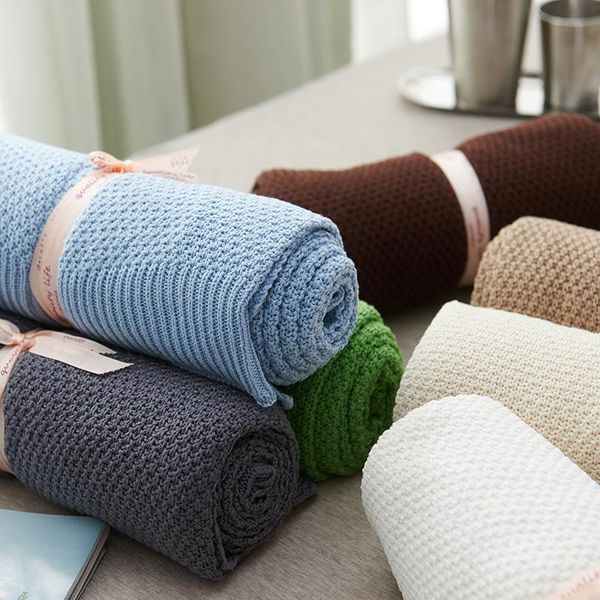 1pc cotton knitted blanket nordic khaki beige solid color 120*180cm soft portable sofa chair bed cover for spring summer autumn
1pc cotton knitted blanket nordic khaki beige solid color 120*180cm soft portable sofa chair bed cover for spring summer autumn