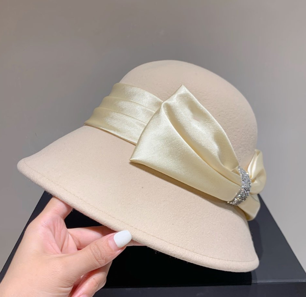 autumn winter men women designer wool basin hat luxury caps brand sport outdoor 3 colors socialite cap 20111701q, Blue;gray
autumn winter men women designer wool basin hat luxury caps brand sport outdoor 3 colors socialite cap 20111701q, Blue;gray