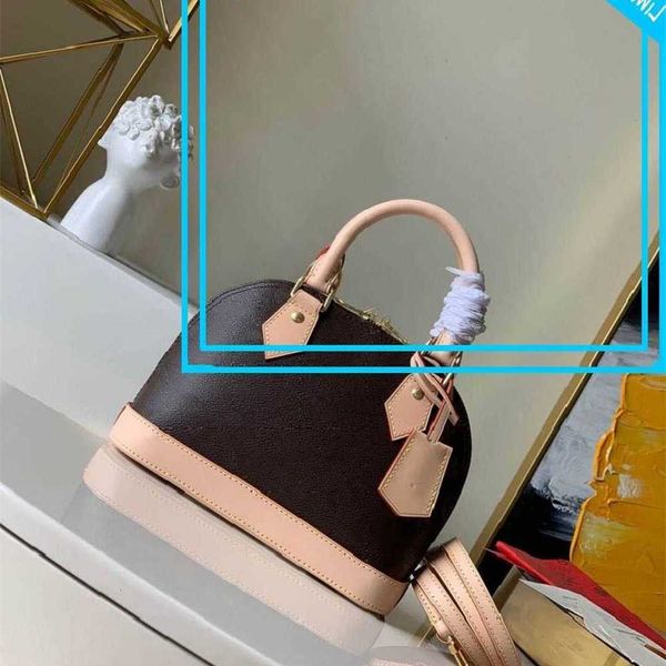 selling quality luxury designer bags purses alma bridge women brand tote toron patent shell genuine leather shoulder bag 
selling quality luxury designer bags purses alma bridge women brand tote toron patent shell genuine leather shoulder bag