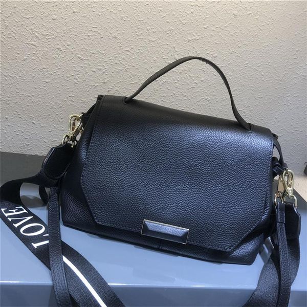 shoulder bags genuine leather handbag for women designer tote purse wide strap ladies satches 2021
shoulder bags genuine leather handbag for women designer tote purse wide strap ladies satches 2021