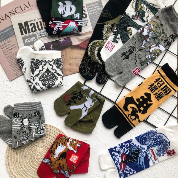 men's socks japanese tabi two-finger ankle boat and wind cartoon toe, Black 
men's socks japanese tabi two-finger ankle boat and wind cartoon toe, Black