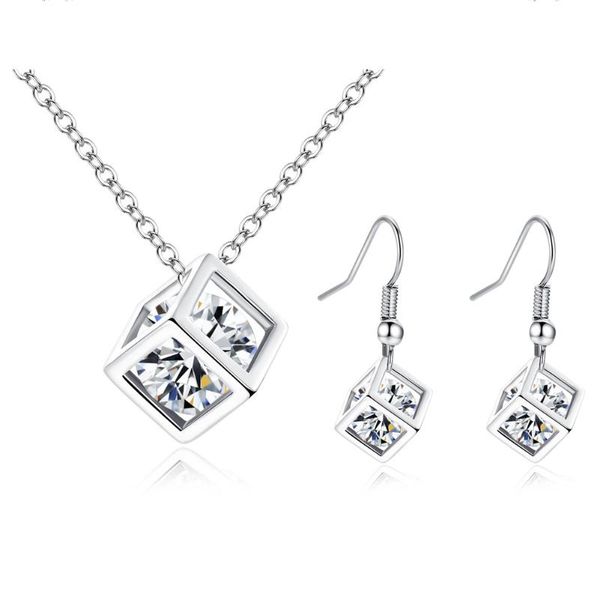 2020 new simple cube jewelry copper inlaid zircon square ear hook necklace set water cubic zircon set wedding jewelry, Silver
2020 new simple cube jewelry copper inlaid zircon square ear hook necklace set water cubic zircon set wedding jewelry, Silver