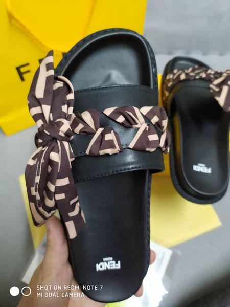 2020 men's and women's summer fashion design shoes khaki stiletto sandals ladies fetish luxury transparent high heels valentine�, Black
2020 men's and women's summer fashion design shoes khaki stiletto sandals ladies fetish luxury transparent high heels valentine�, Black