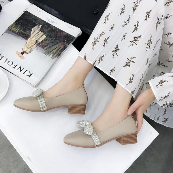 shallow mouth shoes woman comfortable and elegant all-match casual female sneakers low heels flats modis summer new dress 2020, Black
shallow mouth shoes woman comfortable and elegant all-match casual female sneakers low heels flats modis summer new dress 2020, Black