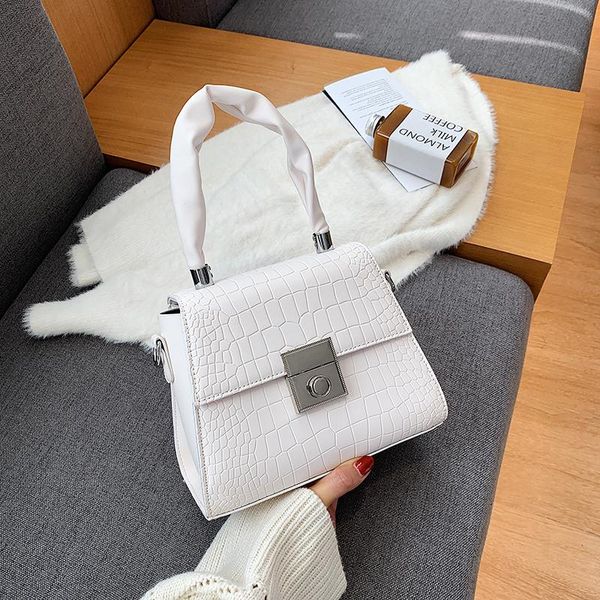 shoulder bags 2021 luxury women green blue white bag messenger crossbody designer pu leather handbags and purse party
shoulder bags 2021 luxury women green blue white bag messenger crossbody designer pu leather handbags and purse party