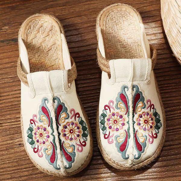 2020 new fashion women shoes flats casual ladies shoes hand woven shoes ancient style embroidered round toe canvas slip-on beach q1215, Black;white
2020 new fashion women shoes flats casual ladies shoes hand woven shoes ancient style embroidered round toe canvas slip-on beach q1215, Black;white