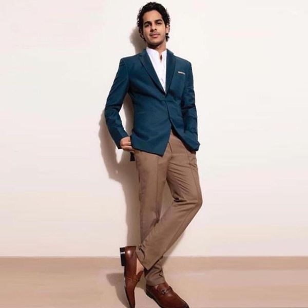 fashion two pieces slim fit mens suits wedding grooms tuxedos notched lapel formal blazer prom suit jacket and pants1, White;black
fashion two pieces slim fit mens suits wedding grooms tuxedos notched lapel formal blazer prom suit jacket and pants1, White;black