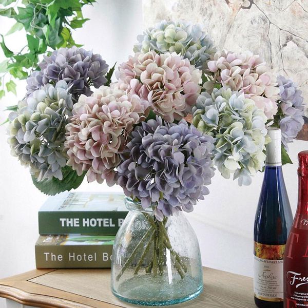 2pcs artificial hydrangea flowers bouquet single silk branch wedding party decoration artificial faux floral plants fake flowers
2pcs artificial hydrangea flowers bouquet single silk branch wedding party decoration artificial faux floral plants fake flowers