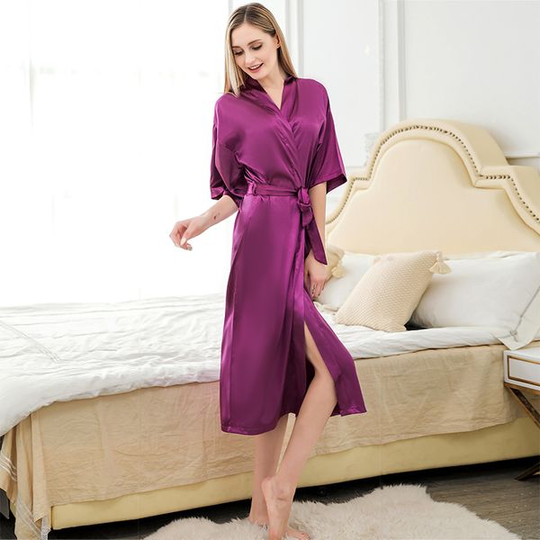 2021 new robe women's spring autumn silk solid half sleeve bathrobe with belt nightgown ladies kimono long sleepwear for female yowm, Black;red
2021 new robe women's spring autumn silk solid half sleeve bathrobe with belt nightgown ladies kimono long sleepwear for female yowm, Black;red