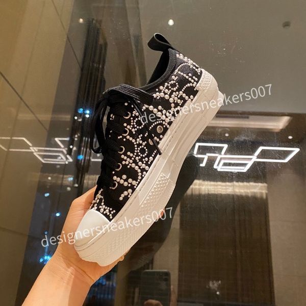the new men platform running shoes shadow spruce tropical white black high low skate mens womens trainers casual sports sneakers cx201109
the new men platform running shoes shadow spruce tropical white black high low skate mens womens trainers casual sports sneakers cx201109
