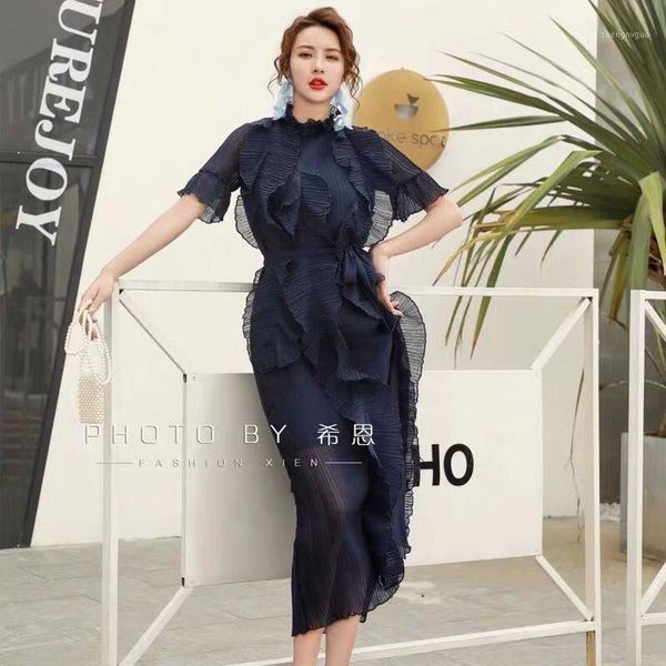 large size 2020 fashion sweet stand collar maxi dress chiffon summer high end women's dress womens elegant ruffle bandage1, White;black
large size 2020 fashion sweet stand collar maxi dress chiffon summer high end women's dress womens elegant ruffle bandage1, White;black