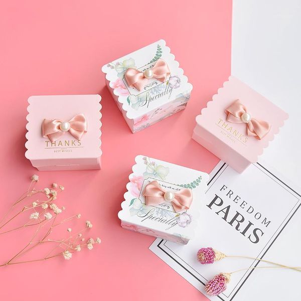gift wrap europe pink feather love style box baby shower birthday party candy sweet chocolate boxes wedding favors decoration1
gift wrap europe pink feather love style box baby shower birthday party candy sweet chocolate boxes wedding favors decoration1