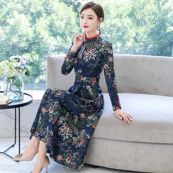 elegant print qipao dress 2020 autumn women's new chic improved cheongsam chinese style retro long sleeve slim midi dress y6251, Black;gray
elegant print qipao dress 2020 autumn women's new chic improved cheongsam chinese style retro long sleeve slim midi dress y6251, Black;gray
