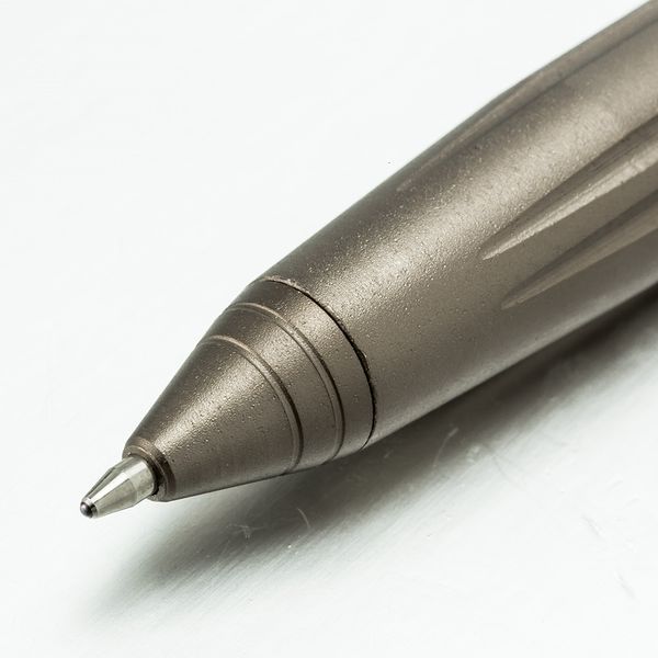 outdoor new portable tactical self defense aviation aluminum anti-skid survival pen multifunctional camping tool
outdoor new portable tactical self defense aviation aluminum anti-skid survival pen multifunctional camping tool