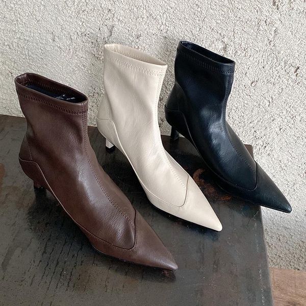 2020 winter fashion women pointed toe boots soft leather beige boots autumn pencil low heels ankle lady party shoes, Black
2020 winter fashion women pointed toe boots soft leather beige boots autumn pencil low heels ankle lady party shoes, Black