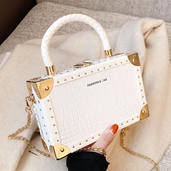 retro box bags girl casual cellphone purse pu leather ladies metal rivets messenger women small square pack bag
retro box bags girl casual cellphone purse pu leather ladies metal rivets messenger women small square pack bag
