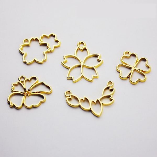 flower cherry blossoms four leaf clover open bezel pendant charm floral deco frame uv resin jewellery making kawaii resin crafts
flower cherry blossoms four leaf clover open bezel pendant charm floral deco frame uv resin jewellery making kawaii resin crafts