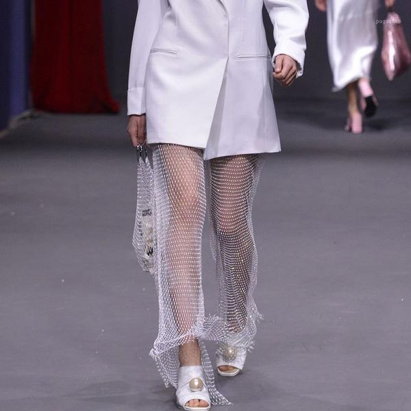 2020 summer women style fashionistas will wear grid vented trousers with sparkling diamonds1, Black;white
2020 summer women style fashionistas will wear grid vented trousers with sparkling diamonds1, Black;white