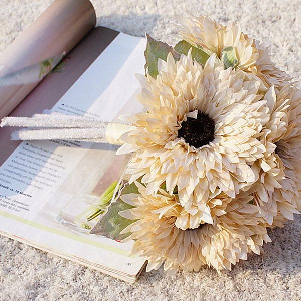 decorative flowers & wreaths 6 heads artificial gerbera bouquet colorful silk fake for home desk window decoration wedding party supplies
decorative flowers & wreaths 6 heads artificial gerbera bouquet colorful silk fake for home desk window decoration wedding party supplies
