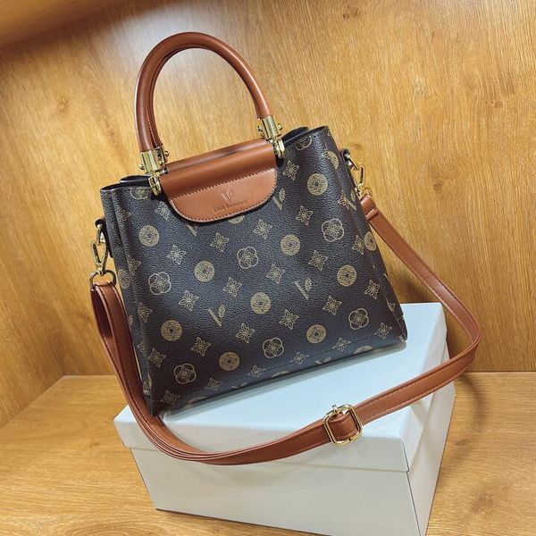 wholesale factory ladies leather bag hong kong wind bulk printed handbag three-layer compartment bags retro bucket bag street trend contrast, Black;red
wholesale factory ladies leather bag hong kong wind bulk printed handbag three-layer compartment bags retro bucket bag street trend contrast, Black;red