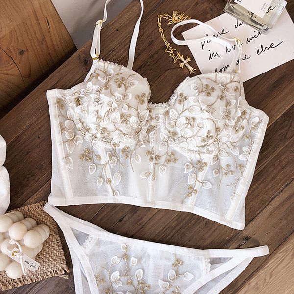 white floral embroidery romantic thin cup with pad women push up underwear bra sets adjustable lengthen lingerie c1211, Black;white
white floral embroidery romantic thin cup with pad women push up underwear bra sets adjustable lengthen lingerie c1211, Black;white