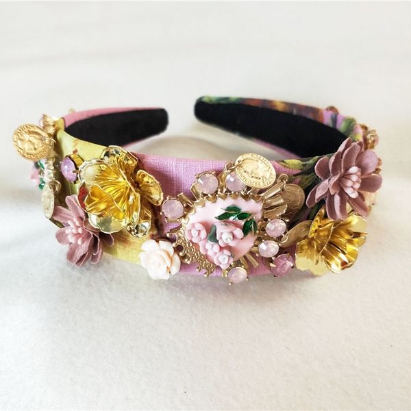 new lmited edition luxury bride wedding headdress baroque crown vintage fashion cross ornaments queen women hair jewelry y200409, Slivery;golden
new lmited edition luxury bride wedding headdress baroque crown vintage fashion cross ornaments queen women hair jewelry y200409, Slivery;golden