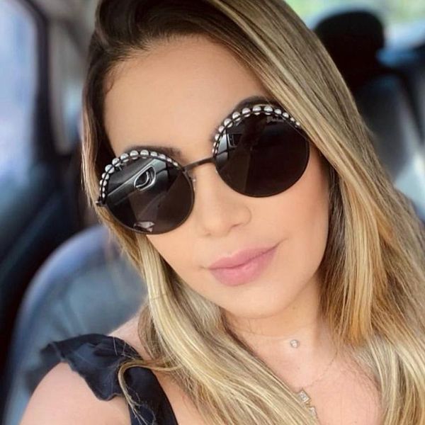 sunglasses fashion luxury pearl women brand designer vintage metal round sun glasses female retro shades oculos feminino, White;black
sunglasses fashion luxury pearl women brand designer vintage metal round sun glasses female retro shades oculos feminino, White;black