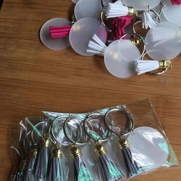 creative keyring 4cm blank disc with 3cm suede tassel vinyl keyrings available monogrammed clear acrylic disc tassel keychain christmas
creative keyring 4cm blank disc with 3cm suede tassel vinyl keyrings available monogrammed clear acrylic disc tassel keychain christmas