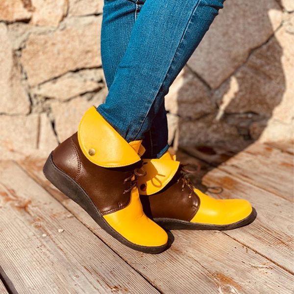 fashion women boots turned-over edge platform shoes for women ankle boots female shoes leather boot winter botas mujer 20201, Black
fashion women boots turned-over edge platform shoes for women ankle boots female shoes leather boot winter botas mujer 20201, Black