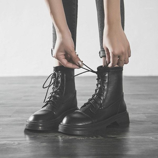2020 leather boots female british style handsome black british lace-up thick-soled motorcycle boots1
2020 leather boots female british style handsome black british lace-up thick-soled motorcycle boots1