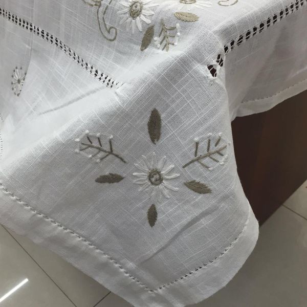 hand embroidery flower cotton linen tablecloth christmas european style bed cover washable table cloth for tea table wmtqbh
hand embroidery flower cotton linen tablecloth christmas european style bed cover washable table cloth for tea table wmtqbh