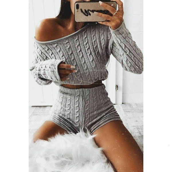 2pcs christmas women cable knitted pullover long sleeve sweater crop high waist lounge wear shorts ladies tracksuit set, White;black
2pcs christmas women cable knitted pullover long sleeve sweater crop high waist lounge wear shorts ladies tracksuit set, White;black