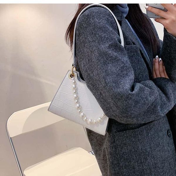shoulder bags small zipper designer chain flap bag fashion girls pu leather plain handbag
shoulder bags small zipper designer chain flap bag fashion girls pu leather plain handbag