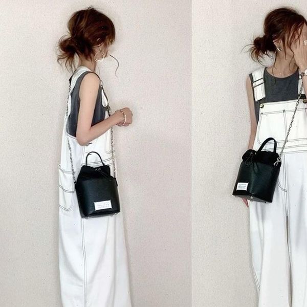 2020 summer japanese white denim jumpsuit overalls lazy wind high waist ultra loose wide leg trousers jumpsuit autumn fashion, Black;white
2020 summer japanese white denim jumpsuit overalls lazy wind high waist ultra loose wide leg trousers jumpsuit autumn fashion, Black;white