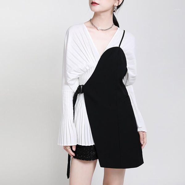 womens patchwork strappy streetwear shirts casual loose fitting tank blouses1, Black;white
womens patchwork strappy streetwear shirts casual loose fitting tank blouses1, Black;white