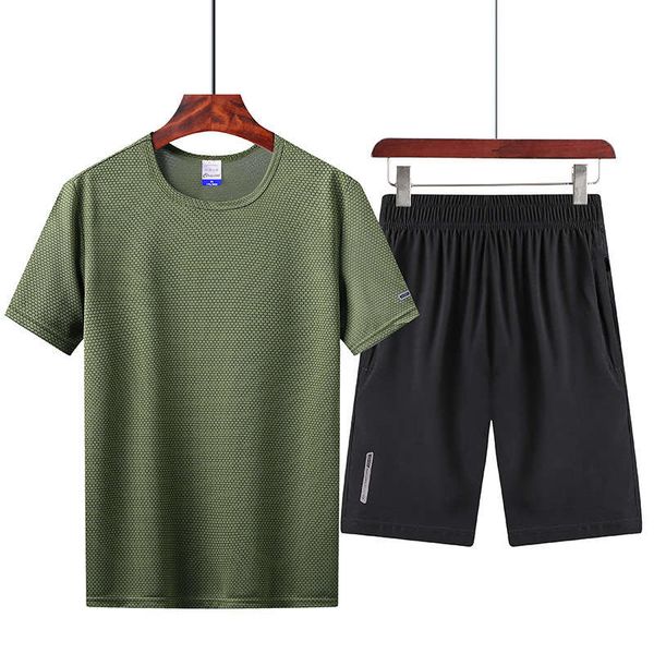 round neck short sleeve sports pullover quick drying casual men's korean suit, Gray
round neck short sleeve sports pullover quick drying casual men's korean suit, Gray