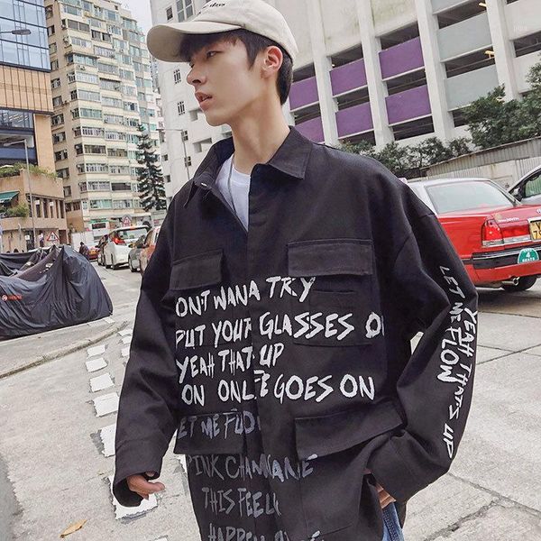 2019 spring and summer new korean version of the popular short-sleeved stitching loose letter printing men's cardigan jacket1, Black;brown
2019 spring and summer new korean version of the popular short-sleeved stitching loose letter printing men's cardigan jacket1, Black;brown