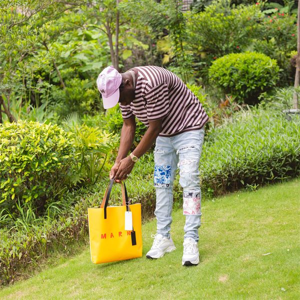 fashion design men figured cloth patchwork ripped jeans long pencil pants high street slim-cut trousers hip hop denim, Blue
fashion design men figured cloth patchwork ripped jeans long pencil pants high street slim-cut trousers hip hop denim, Blue