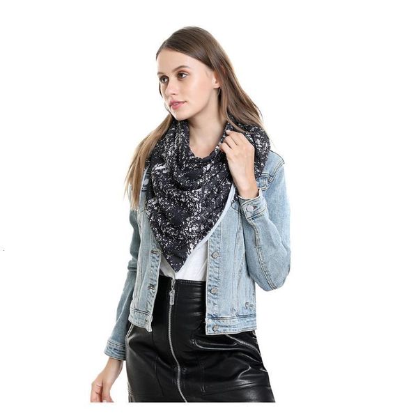 fashion women scarve soild dot printing button soft wrap casual warm scarves shawls fashion leisure comfortable soft personality, Blue;gray
fashion women scarve soild dot printing button soft wrap casual warm scarves shawls fashion leisure comfortable soft personality, Blue;gray