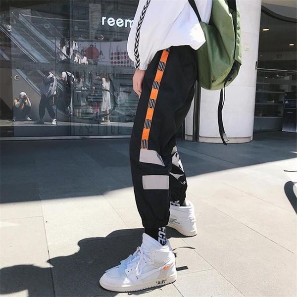 2020 неделя моды похожие абзац танцы боковая полосатая дорожка брюки мужчины joggers светоотражающая этикетка harem beatgy trouter streetwea, Black
2020 неделя моды похожие абзац танцы боковая полосатая дорожка брюки мужчины joggers светоотражающая этикетка harem beatgy trouter streetwea, Black