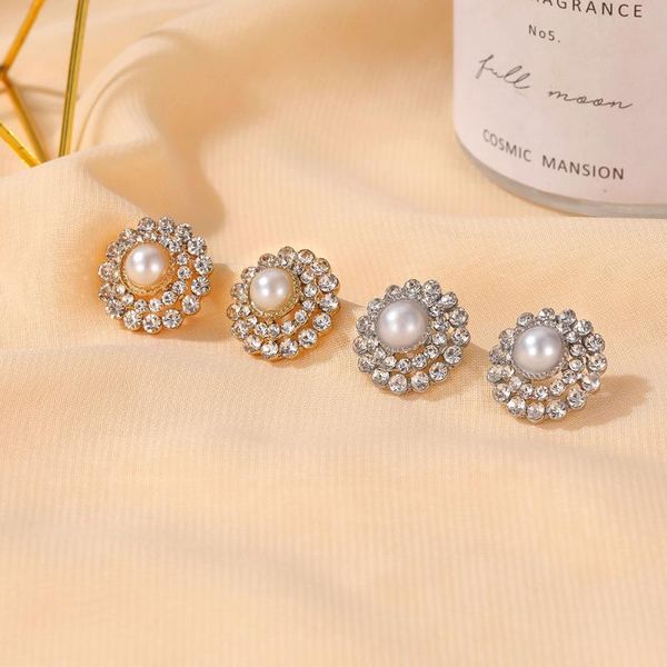 new fashion cross border round pearl sunflower zircon earrings, Golden;silver
new fashion cross border round pearl sunflower zircon earrings, Golden;silver
