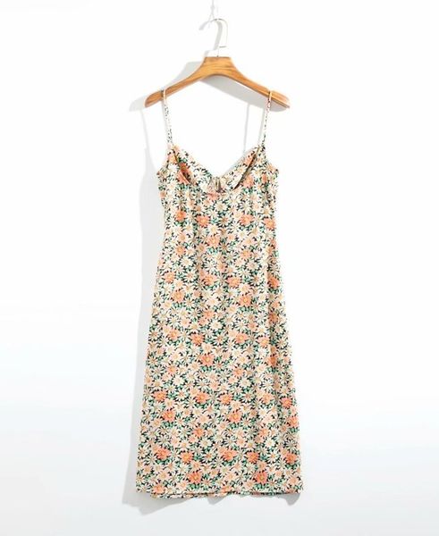summer 2020 new holiday style daisy print halter mid length dress, Black;gray
summer 2020 new holiday style daisy print halter mid length dress, Black;gray