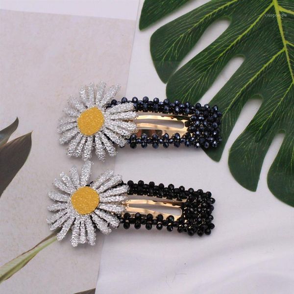 2020 spring and summer new school flower square hair clip ins small fresh hair accessories1, Slivery;white
2020 spring and summer new school flower square hair clip ins small fresh hair accessories1, Slivery;white