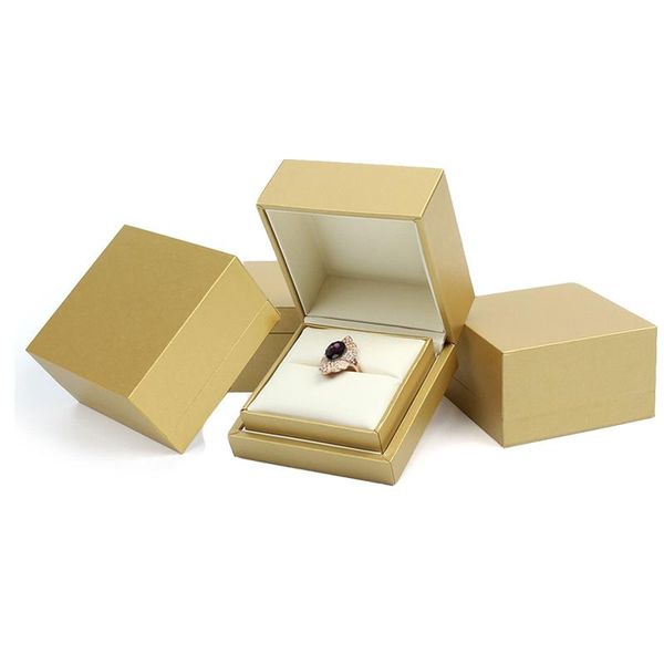 mini gold jewelry organizer box for romantic wedding engagement ring jewellery gift display packaging case, Pink;blue
mini gold jewelry organizer box for romantic wedding engagement ring jewellery gift display packaging case, Pink;blue